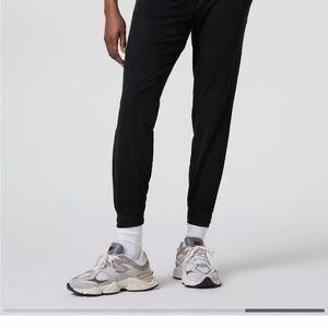 Vuori Performance Joggers